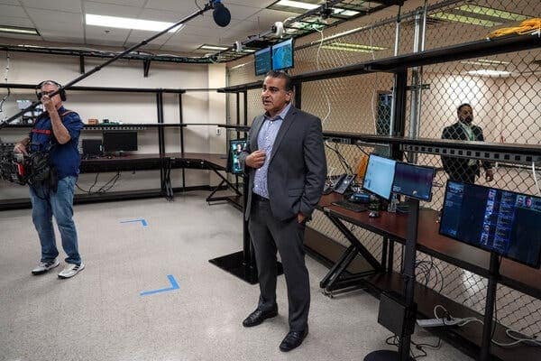 Ajay Amlani at Airport